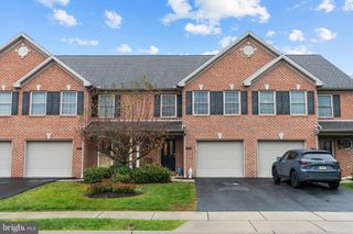 433 NORTHSTAR DR, Harrisburg, PA 17112