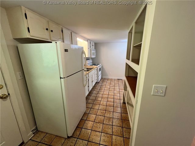 3534 Walker Drive, Charleston, WV 25312