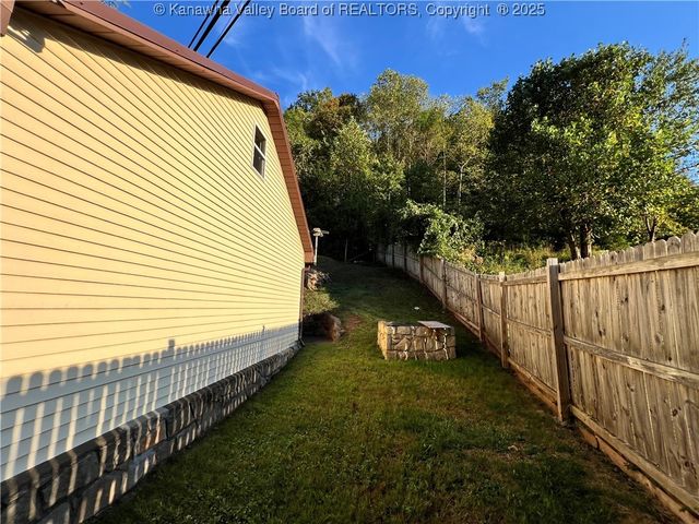 3534 Walker Drive, Charleston, WV 25312