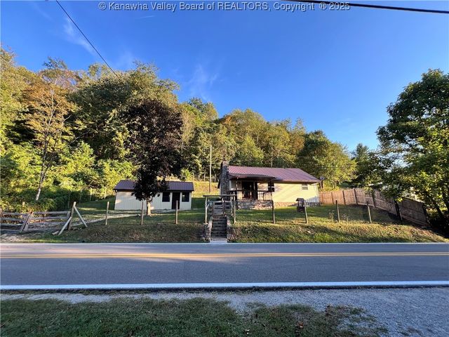 3534 Walker Drive, Charleston, WV 25312