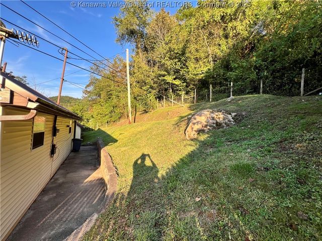 3534 Walker Drive, Charleston, WV 25312