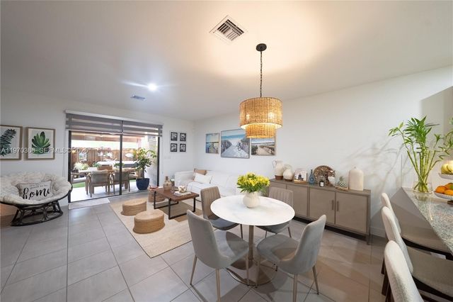 23420 SW 110th Ave, Homestead, FL 33032