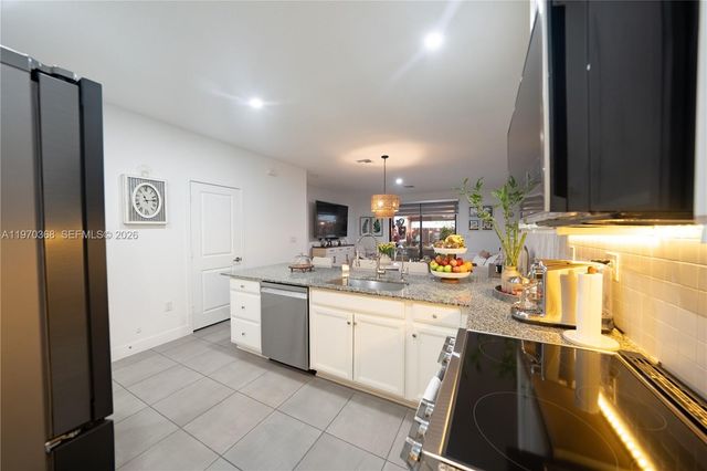 23420 SW 110th Ave, Homestead, FL 33032