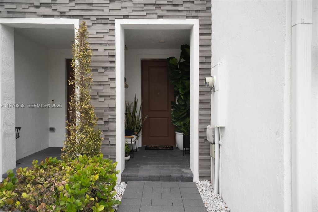 23420 SW 110th Ave, Homestead, FL 33032