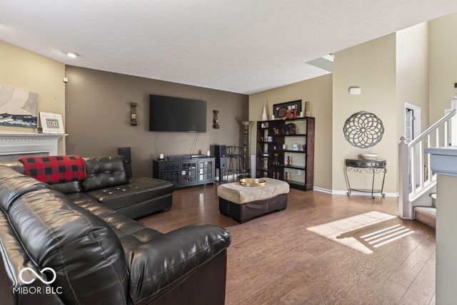 1416 Gleneagle Drive, Indianapolis, IN 46239