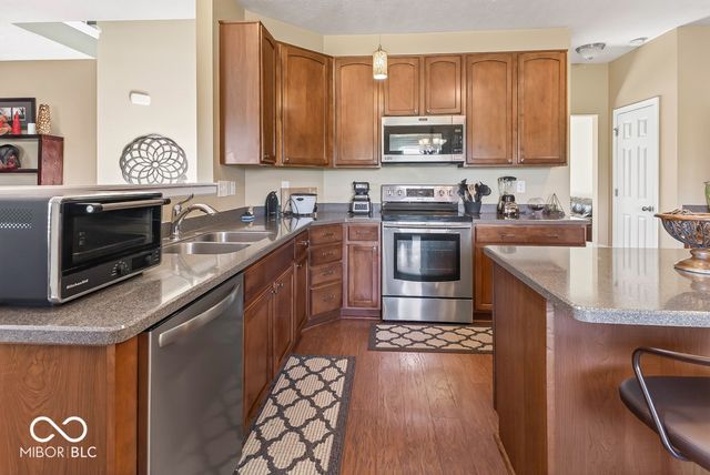 1416 Gleneagle Drive, Indianapolis, IN 46239