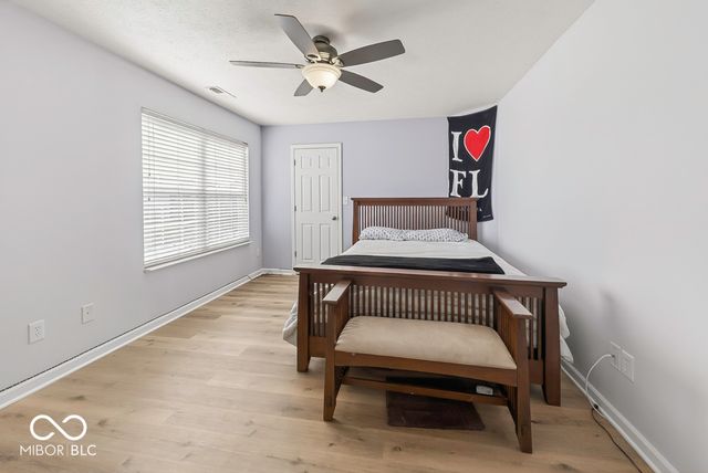 1416 Gleneagle Drive, Indianapolis, IN 46239