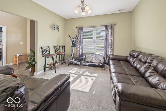 1416 Gleneagle Drive, Indianapolis, IN 46239