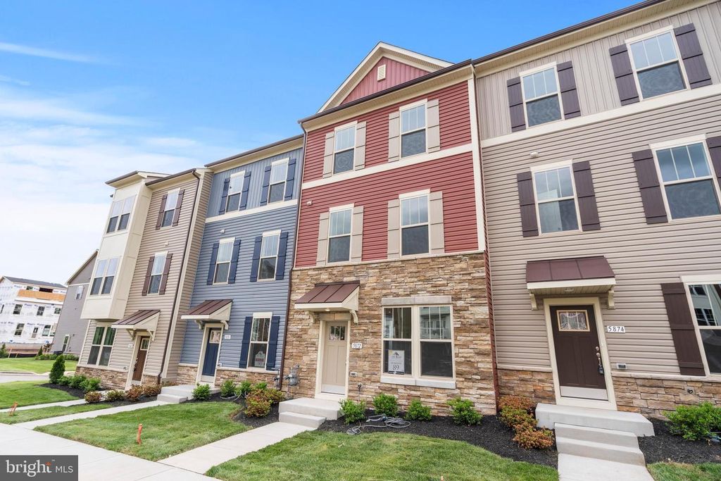 Image 2 of property listing at 5872 BELLA MARIE WAY, Frederick, MD 21703