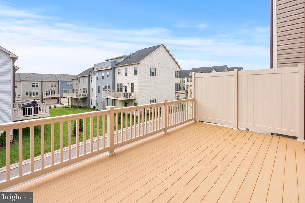 Image 28 of property listing at 5872 BELLA MARIE WAY, Frederick, MD 21703