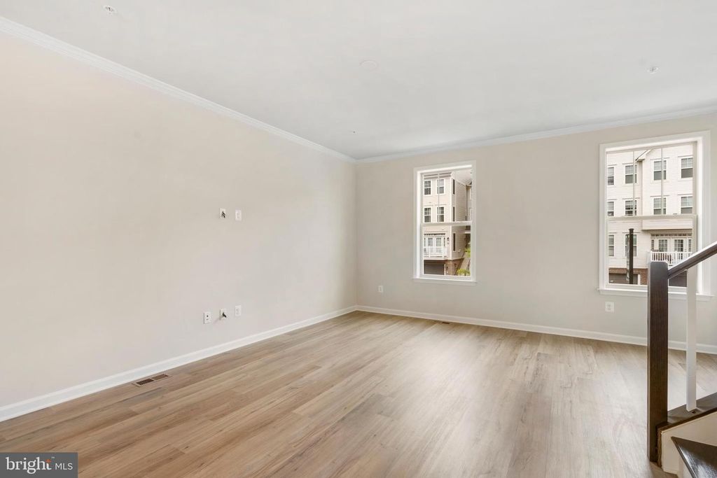 Image 5 of property listing at 5872 BELLA MARIE WAY, Frederick, MD 21703