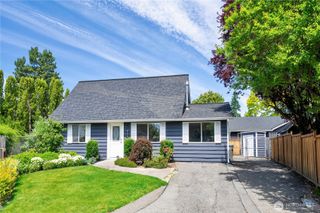 9054 NE 137th Court, Kirkland, WA 98034