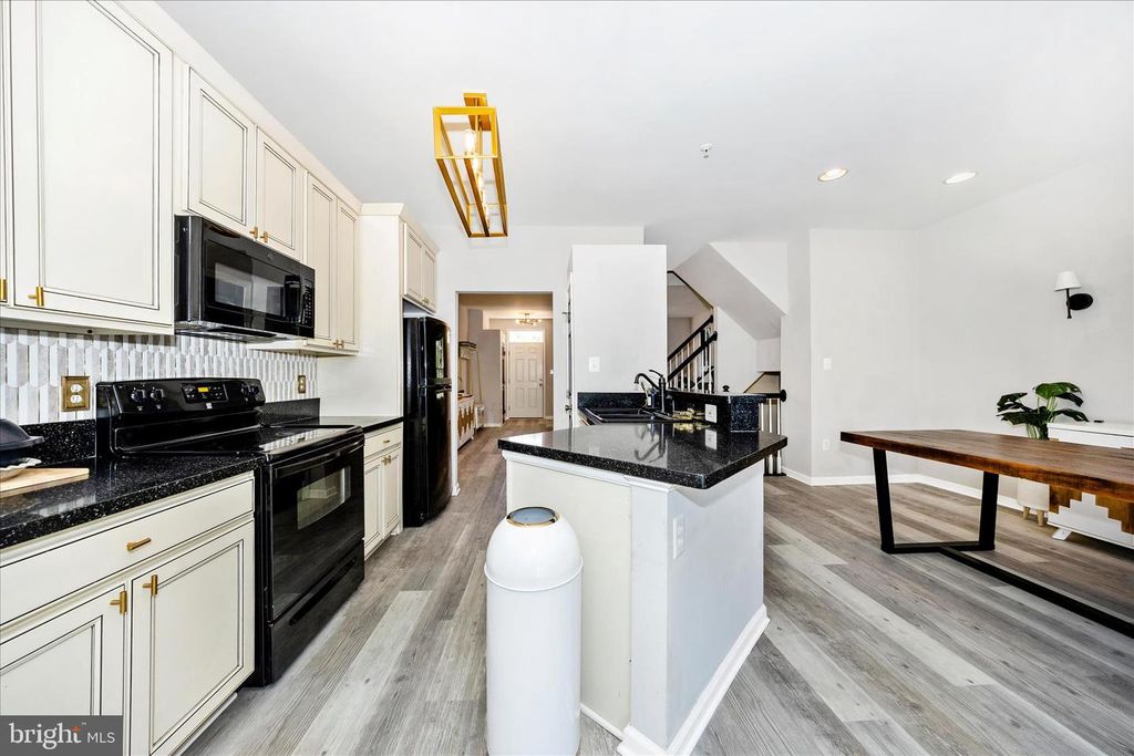 Image 15 of property listing at 2250 WETHERBURNE WAY, Frederick, MD 21702
