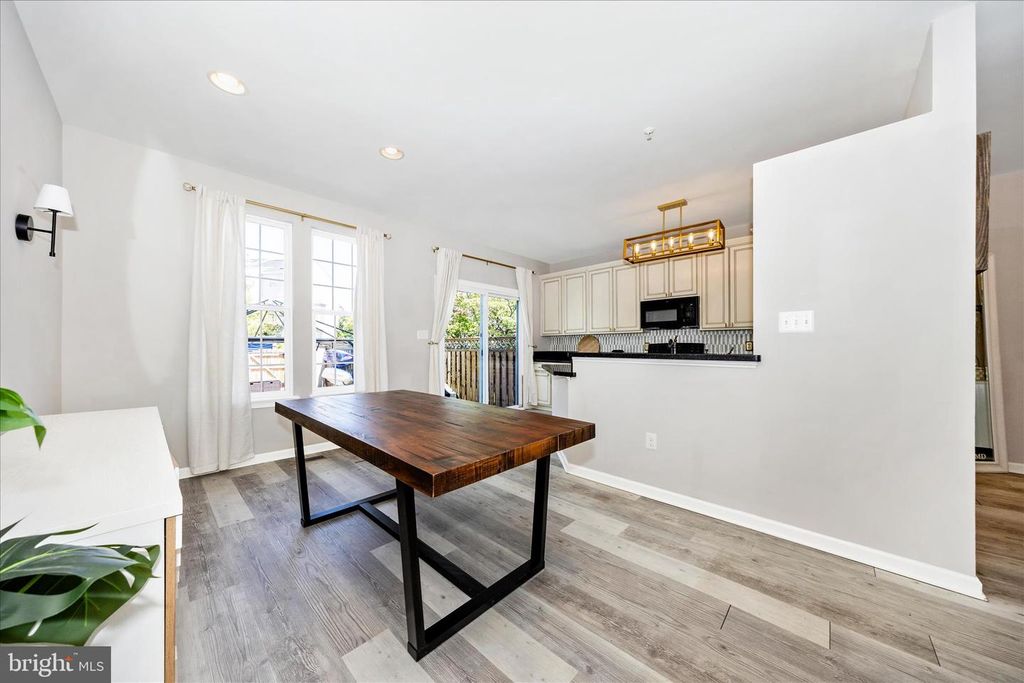 Image 17 of property listing at 2250 WETHERBURNE WAY, Frederick, MD 21702