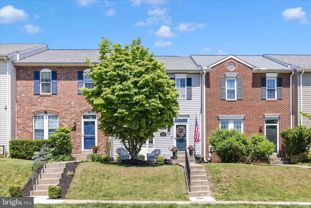 Image 2 of property listing at 2250 WETHERBURNE WAY, Frederick, MD 21702
