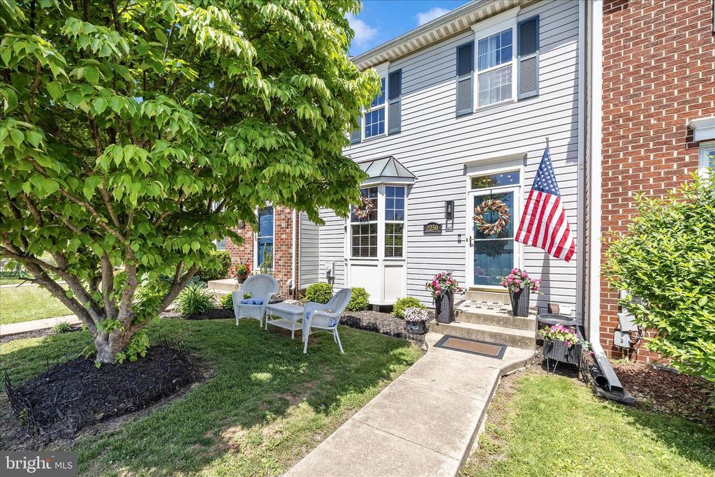 Image 3 of property listing at 2250 WETHERBURNE WAY, Frederick, MD 21702