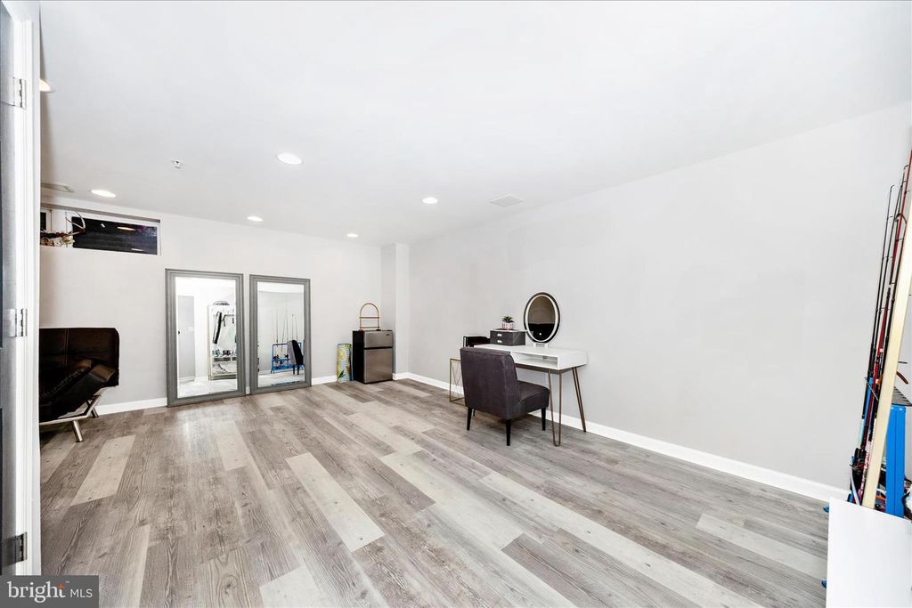 Image 33 of property listing at 2250 WETHERBURNE WAY, Frederick, MD 21702