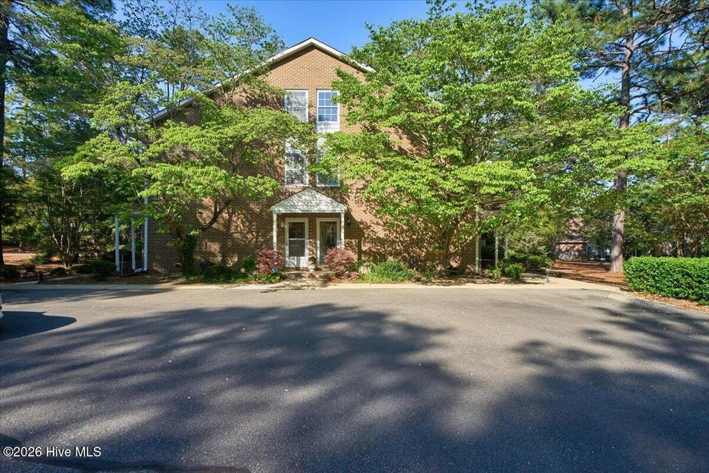 9265 Us 15-501 Highway 10g Highway 10g, Pinehurst, NC 28374