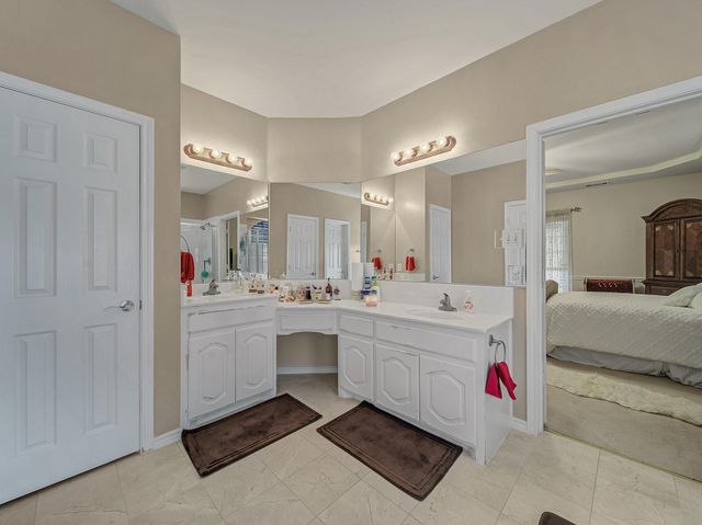 1002 Saint Gregory Drive, Mansfield, TX 76063