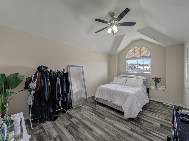 1002 Saint Gregory Drive, Mansfield, TX 76063