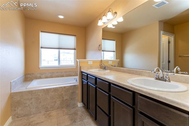 7160 Red Cardinal Loop, Colorado Springs, CO 80908