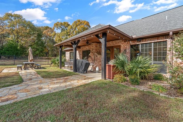 12001 St Hwy 31, Malakoff, TX 75148