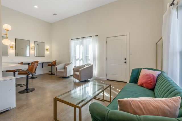 12001 St Hwy 31, Malakoff, TX 75148