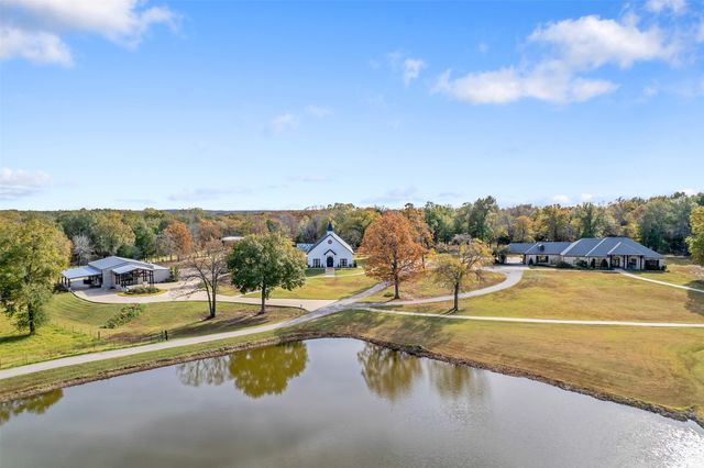 12001 St Hwy 31, Malakoff, TX 75148