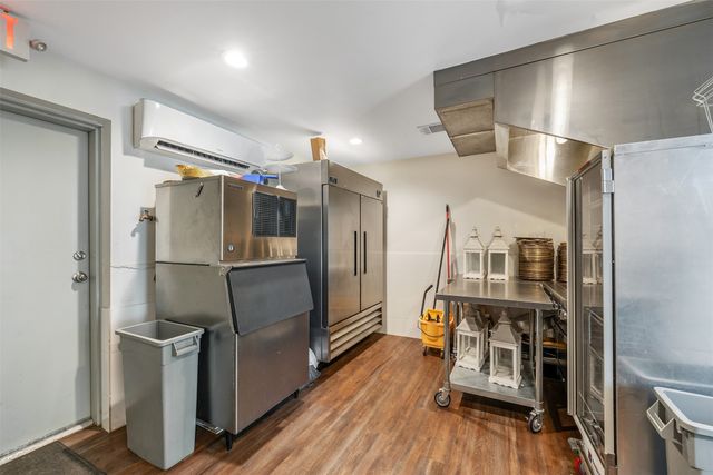 12001 St Hwy 31, Malakoff, TX 75148