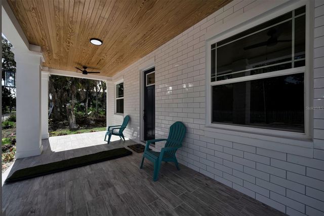 158 E SPRUCE STREET, Tarpon Springs, FL 34689