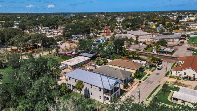 158 E SPRUCE STREET, Tarpon Springs, FL 34689