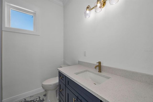 158 E SPRUCE STREET, Tarpon Springs, FL 34689