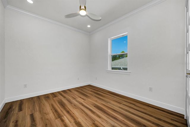 158 E SPRUCE STREET, Tarpon Springs, FL 34689