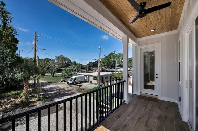 158 E SPRUCE STREET, Tarpon Springs, FL 34689