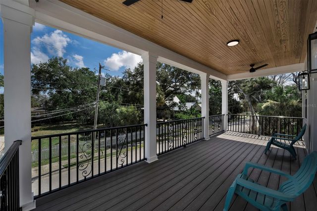 158 E SPRUCE STREET, Tarpon Springs, FL 34689