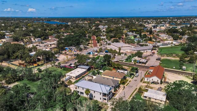 158 E SPRUCE STREET, Tarpon Springs, FL 34689