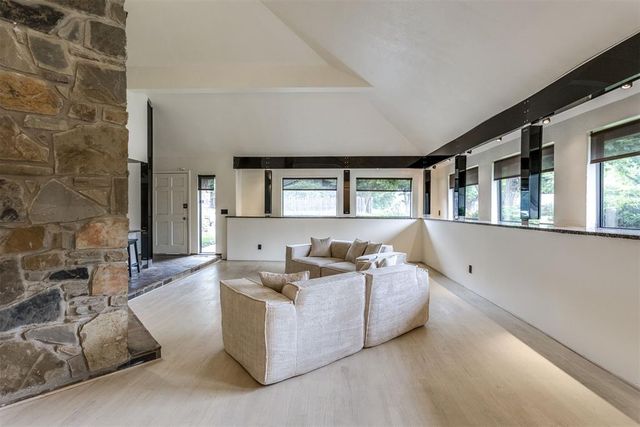 2933 Browne Stone Road, Oklahoma City, OK 73120