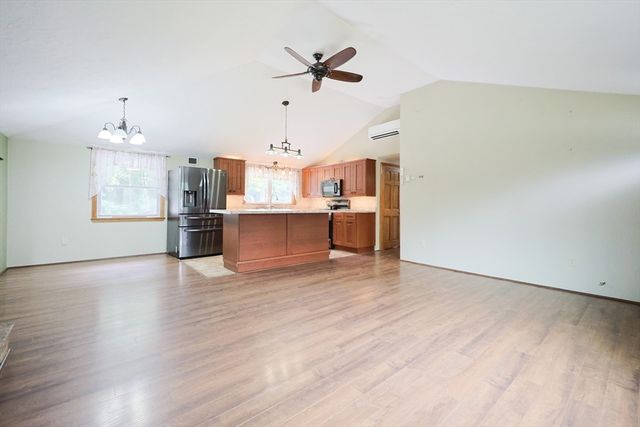 1 Upper Gore Rd, Webster, MA 01570