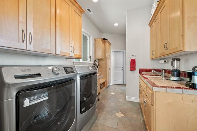 2233 Toscana Pl, Auburn, CA 95603