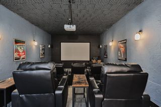 209 N Wickham Street, Alvord, TX 76225