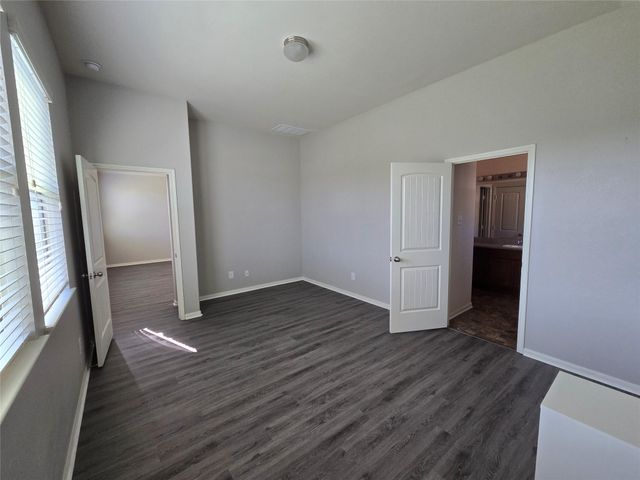 107 Piney Pathway, Magnolia, TX 77354