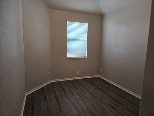107 Piney Pathway, Magnolia, TX 77354