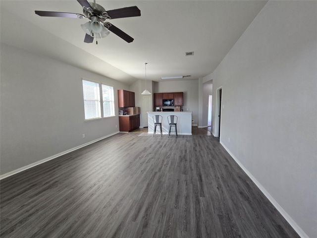 107 Piney Pathway, Magnolia, TX 77354