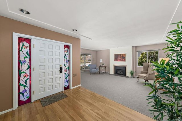 2853 Dove Street, San Diego, CA 92103