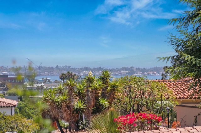 2853 Dove Street, San Diego, CA 92103