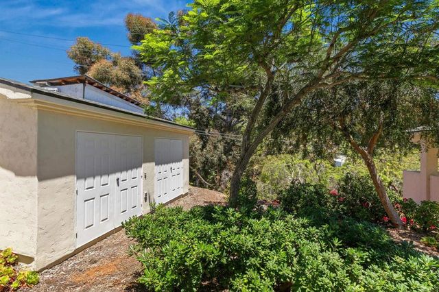 2853 Dove Street, San Diego, CA 92103