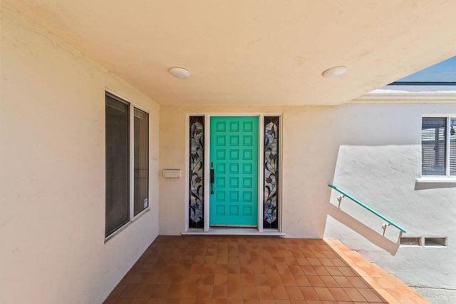 2853 Dove Street, San Diego, CA 92103