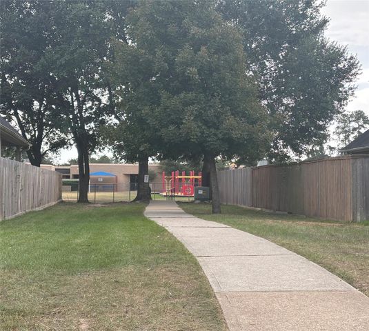 15806 Laurel Cove, Tomball, TX 77377