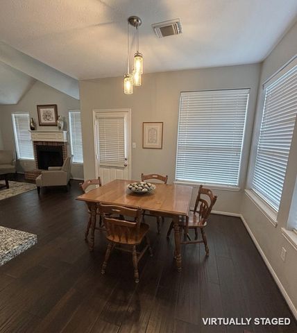15806 Laurel Cove, Tomball, TX 77377