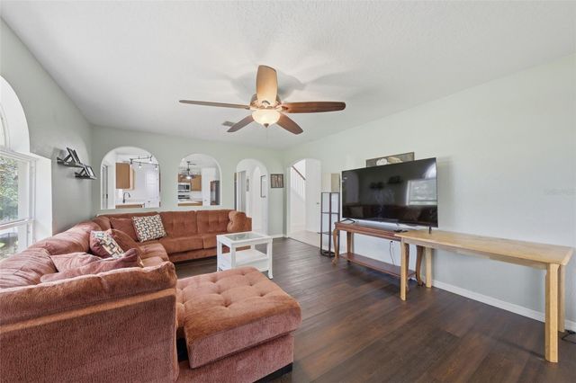 800 MARIETTA LANE, Eustis, FL 32726